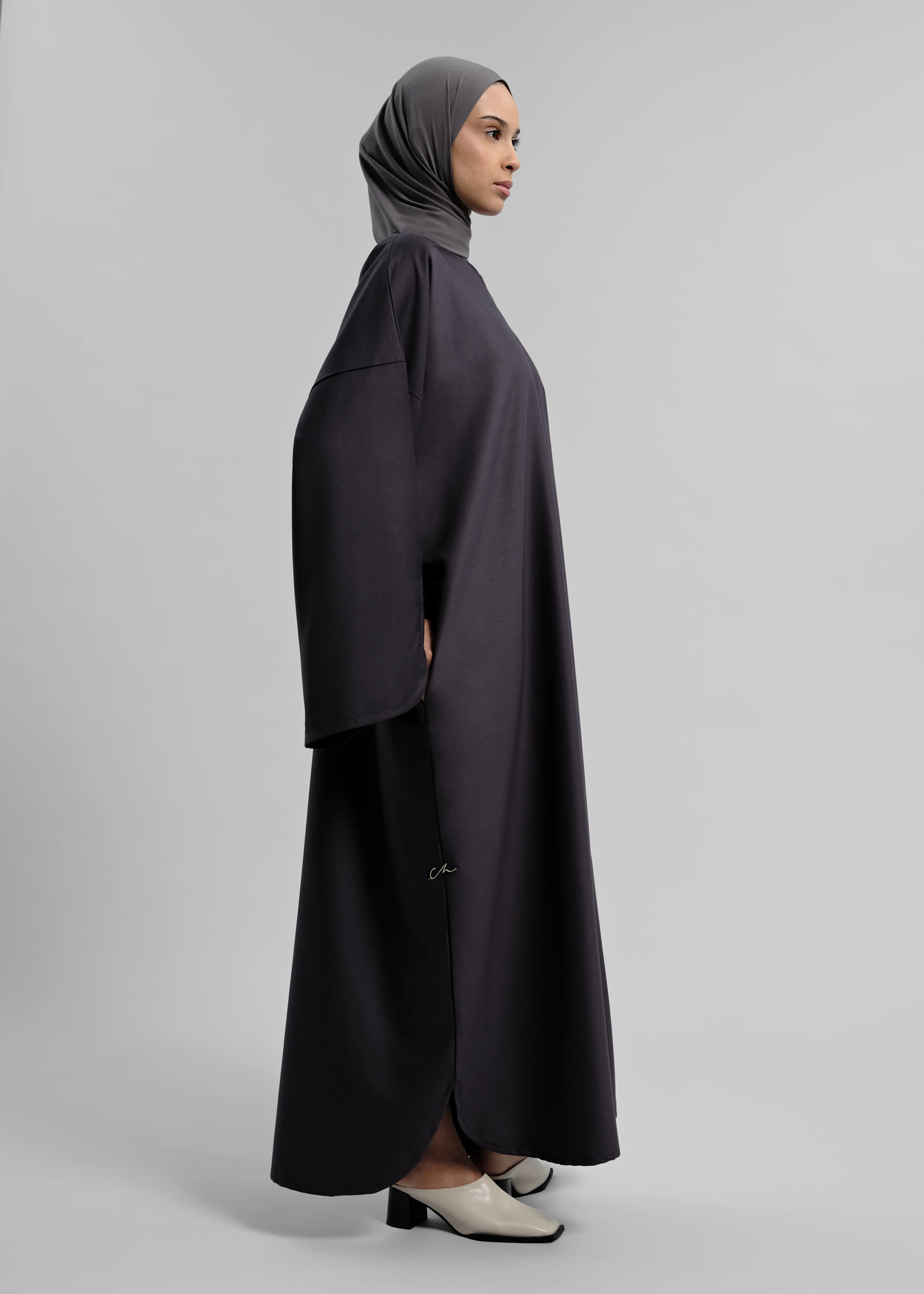 La Robe Qamys Gris anthracite - Image 2