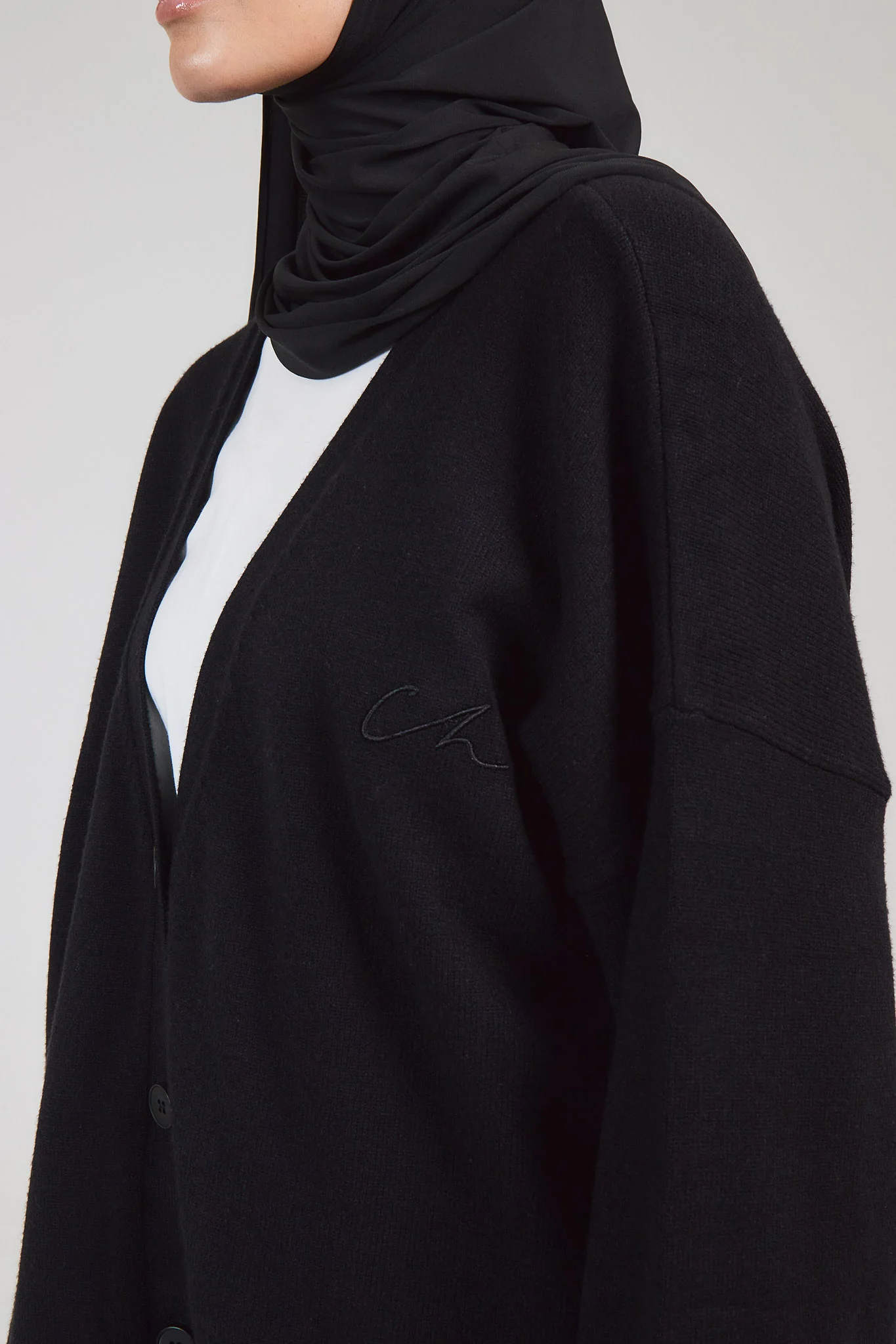Le Cardigan Noir - Image 2